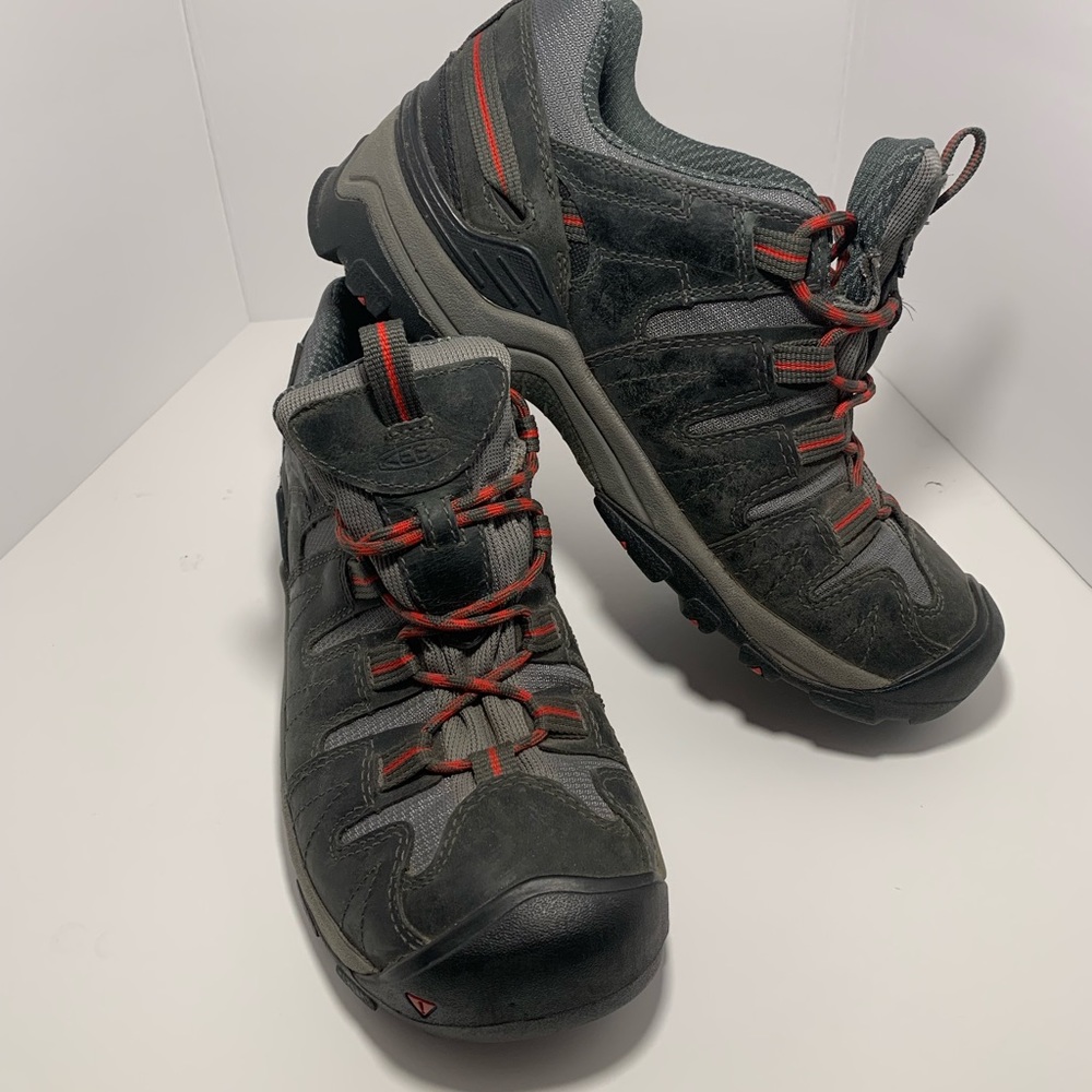 Keen Lansing Low Waterproof Hiking Shoes